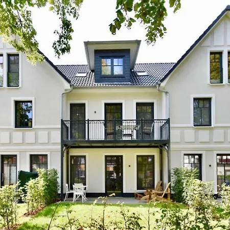 Villastrandeins Stella Villa *